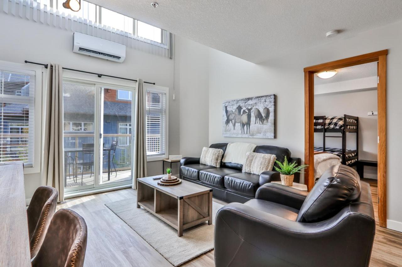 Charming 1 Bdrm Plus Loft With Views Managed By Little Sister Getaways Канмор Экстерьер фото